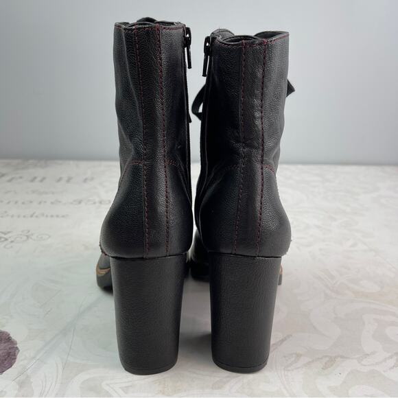 Naturalizer Callie Lace Up Boot Size 10M LIKE NEW - Picture 9 of 12